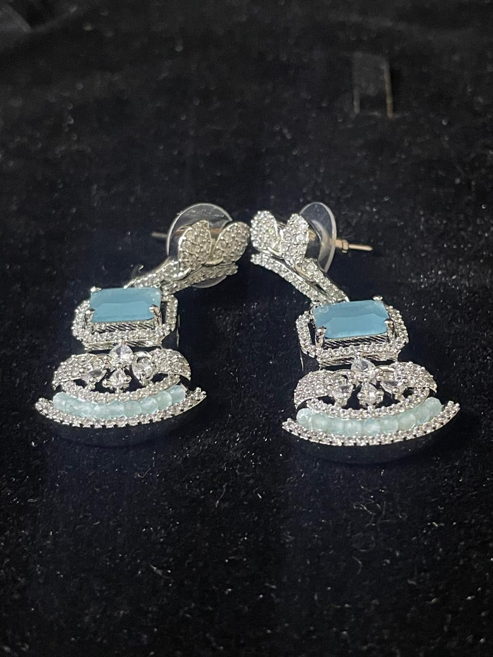 “Lustre Bloom” 🌸