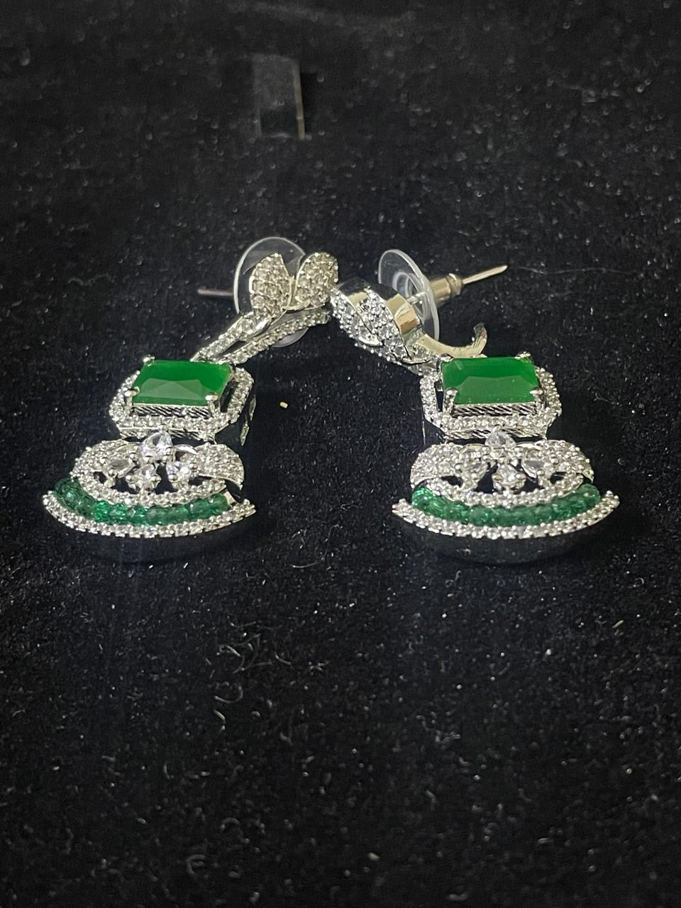 “Lustre Bloom” 🌸