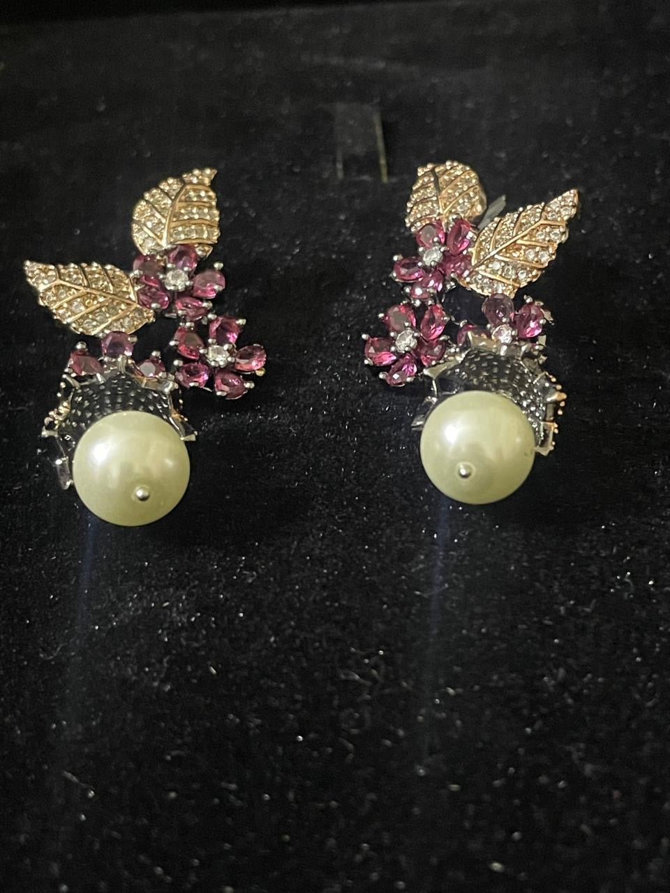 “Lustre Bloom” 🌸